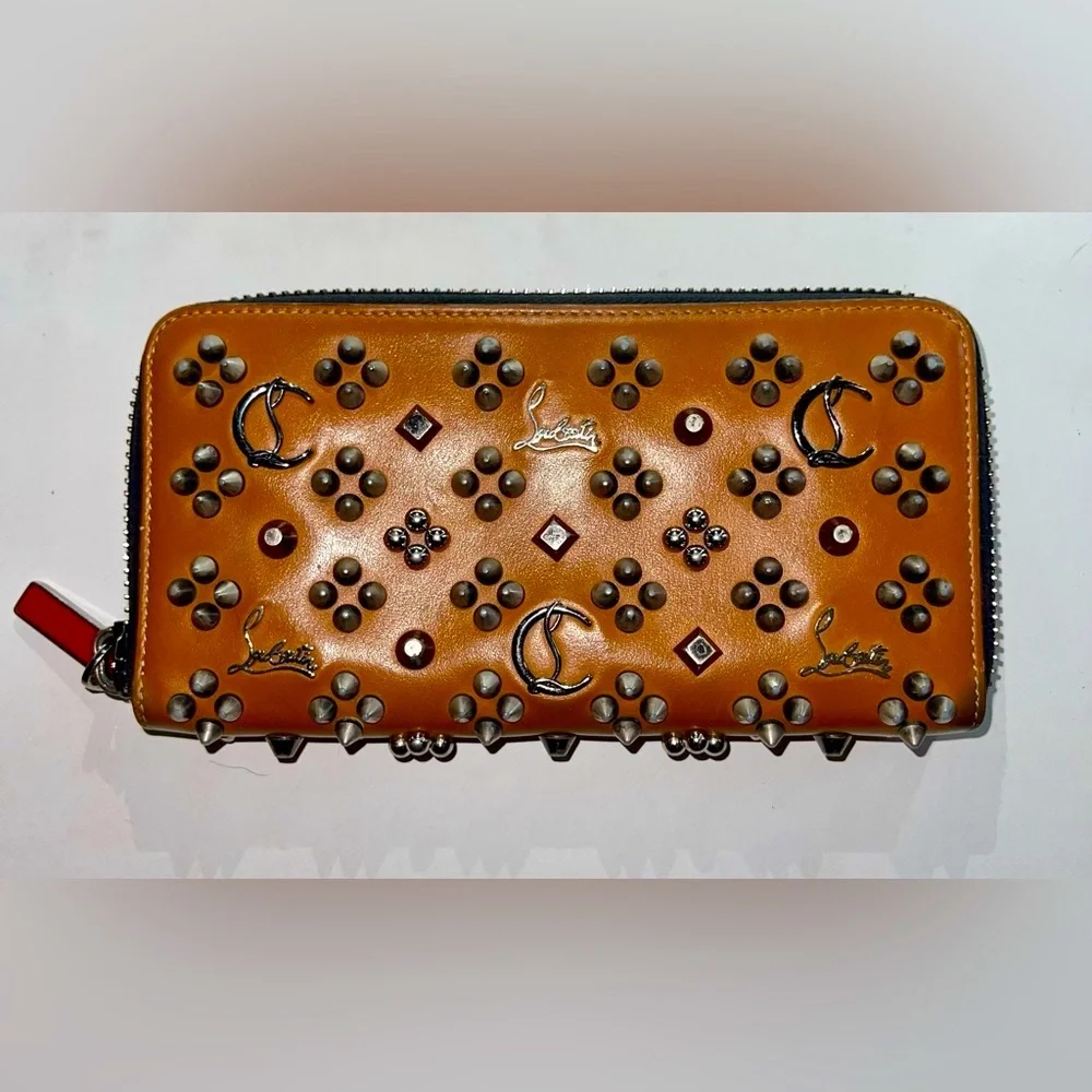 ♥️ Christian Louboutin Panettone Wallet Spikes Loubinthesky Seville Calf Leather